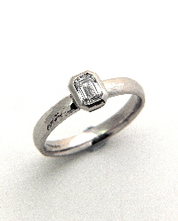 emerald cut reeve1